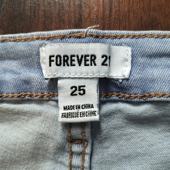 Forever 21 Flare Jeans with raw hem, Women Size 25 - Picture 5 of 16